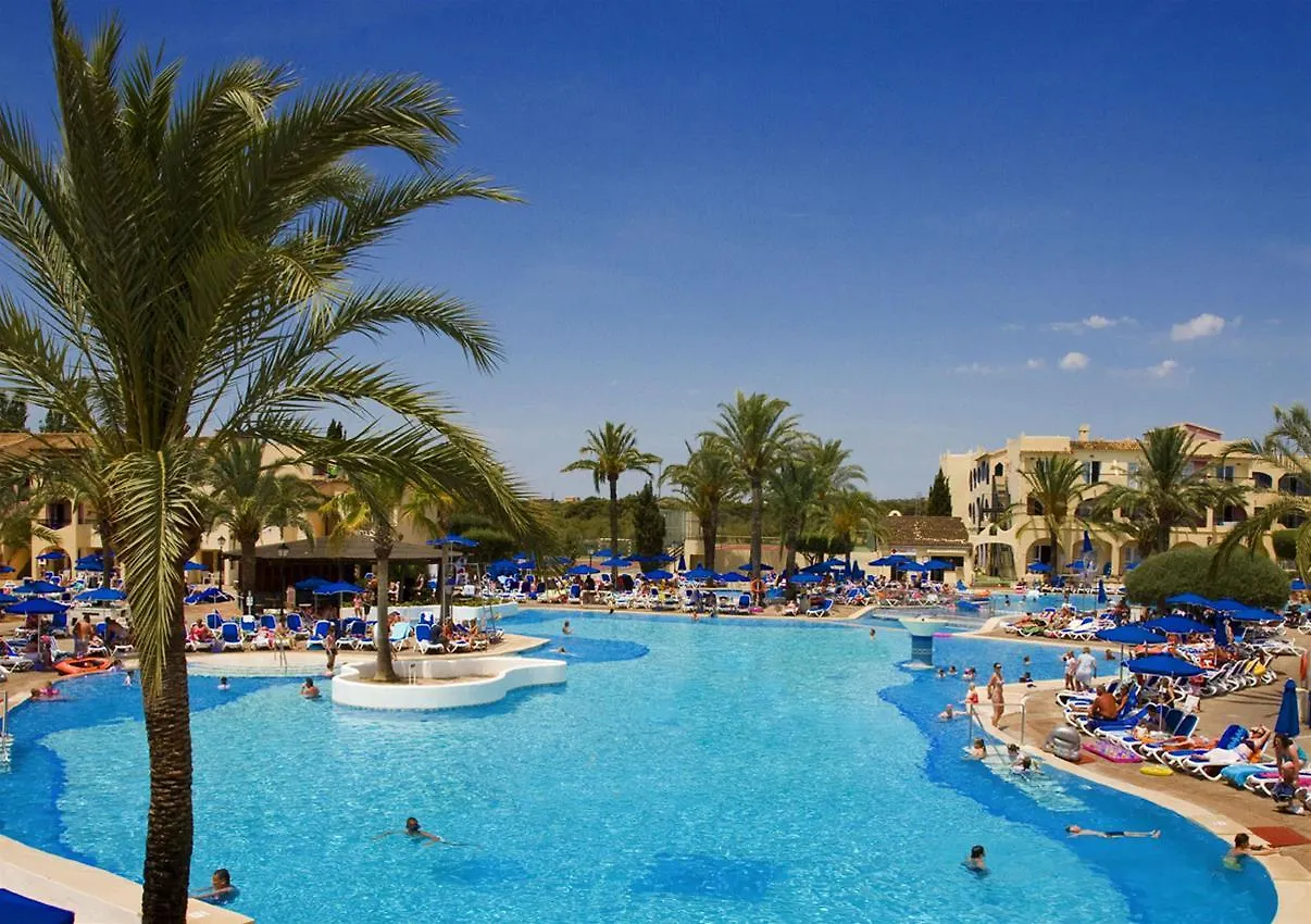 Globales Aparthotel Bouganvilla Sa Coma  İspanya